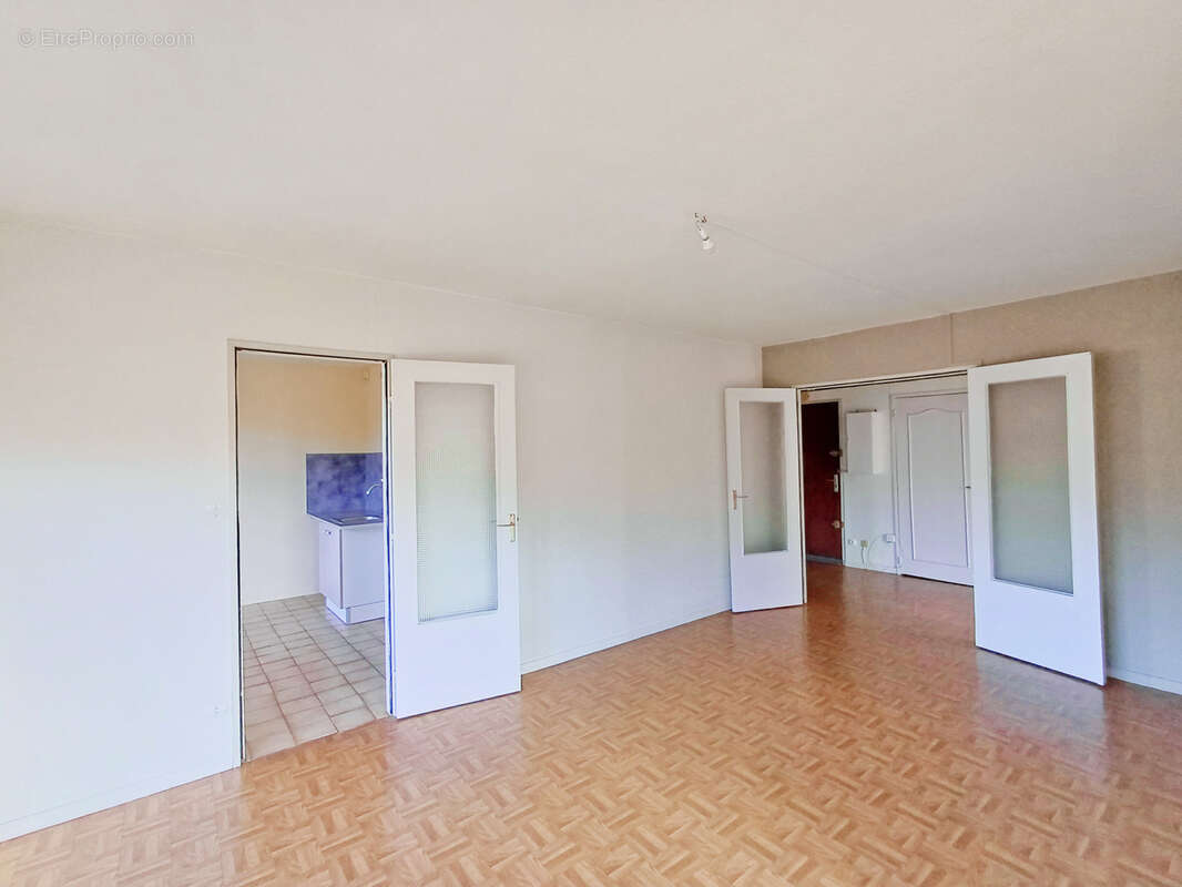 Appartement à AUBENAS