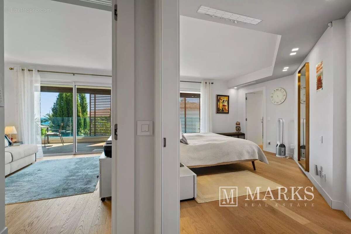 Appartement de luxe à 2 chambres avec grande terrasse et vue sur la mer - photo 25