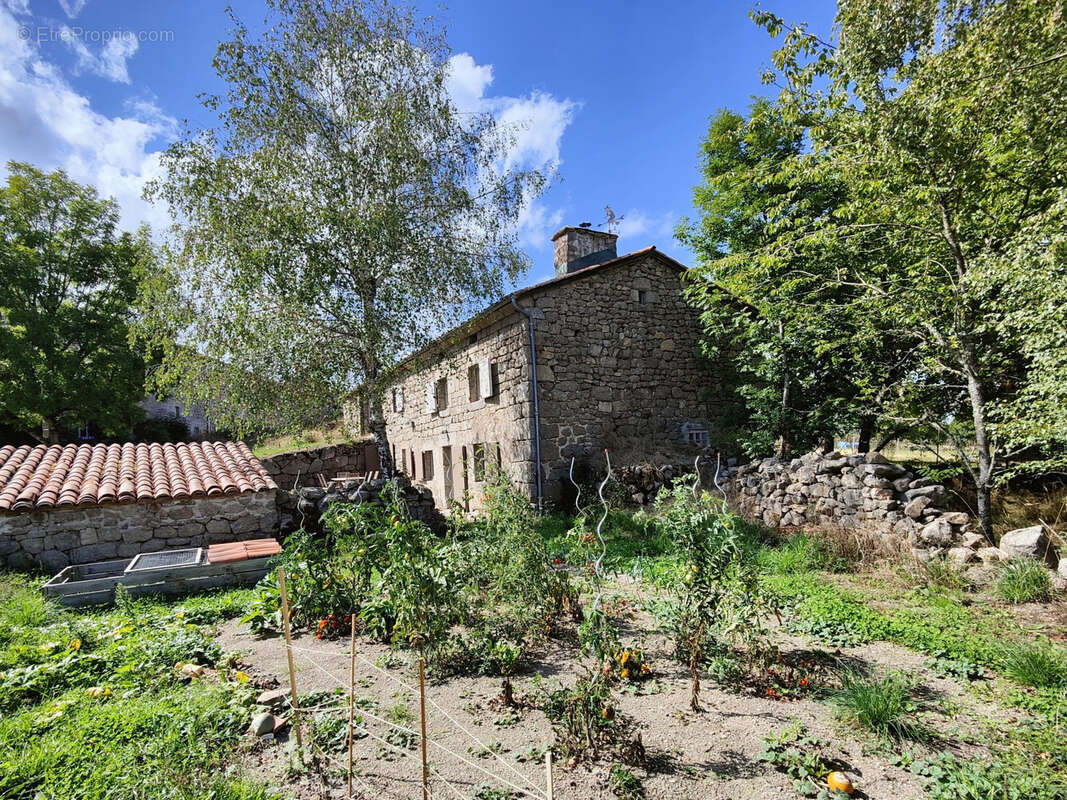 Maison à SAUGUES
