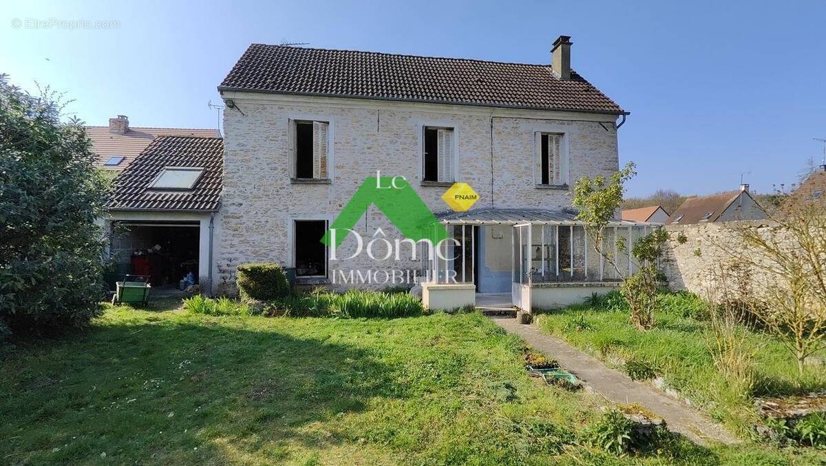 Maison à BORNEL