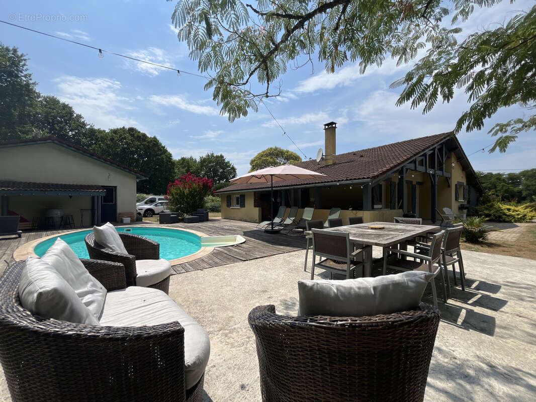 Maison familiale avec piscine - double garage - chambre indépendante - photo 10