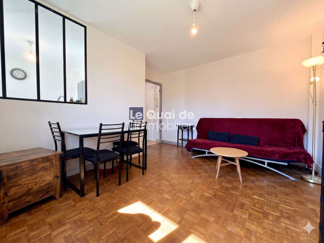 Appartement à MEYLAN