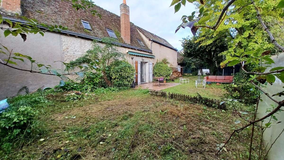 Maison à LIMERAY