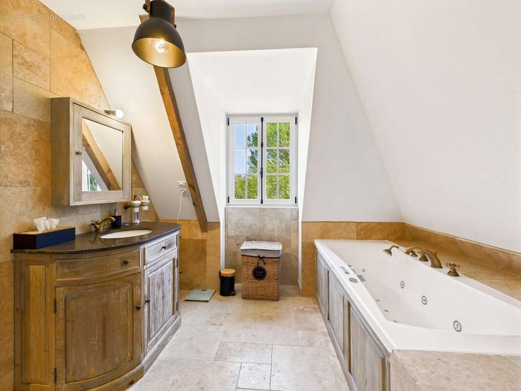 Maison Périgourdine XVIIIe  4 ch.  190 m²  Piscine  9 000 m²  Proche Sarlat  Dordogne - photo 11