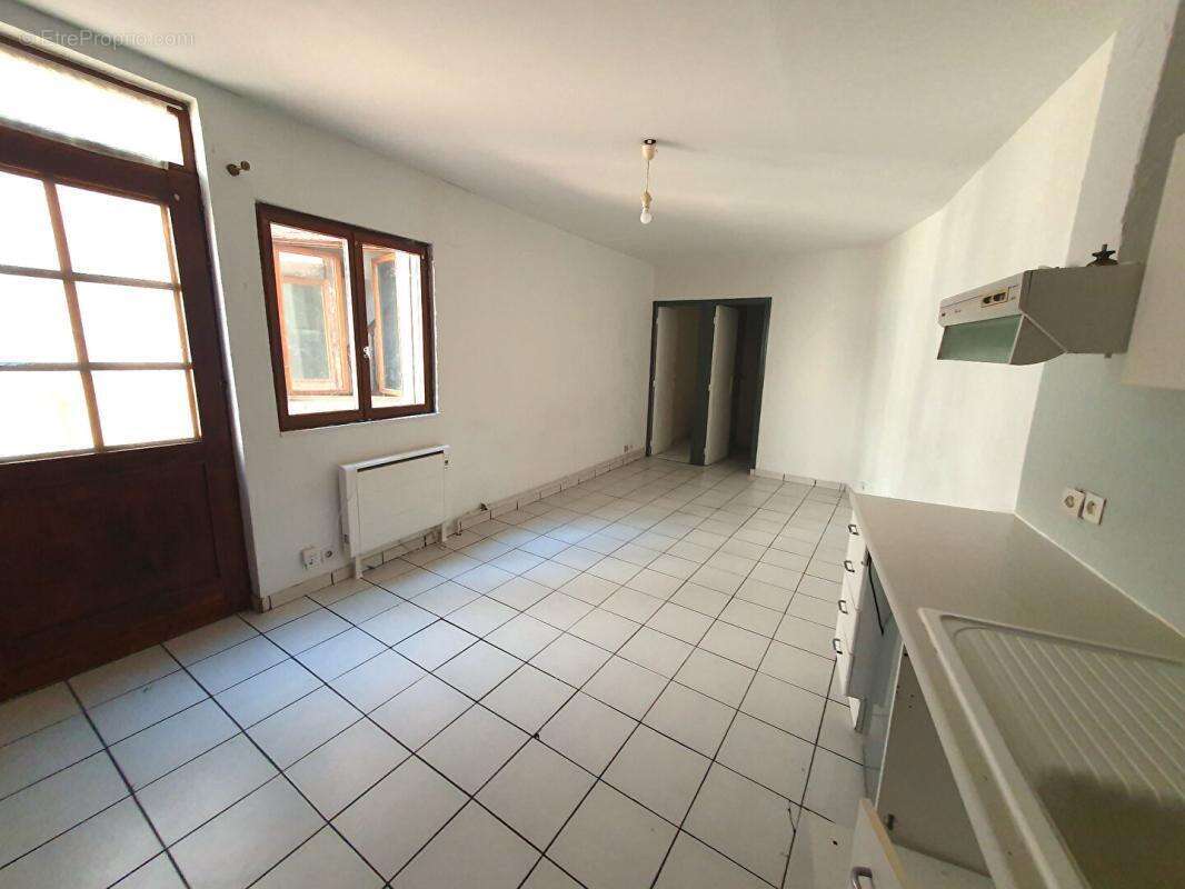 Duplex Bourges 3 pièce(s) 48 m2 - photo 2