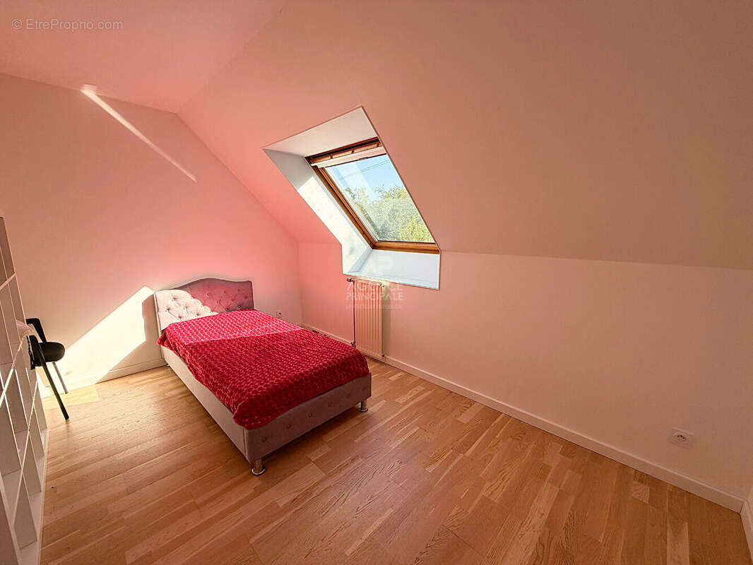 Maison à COURDIMANCHE
