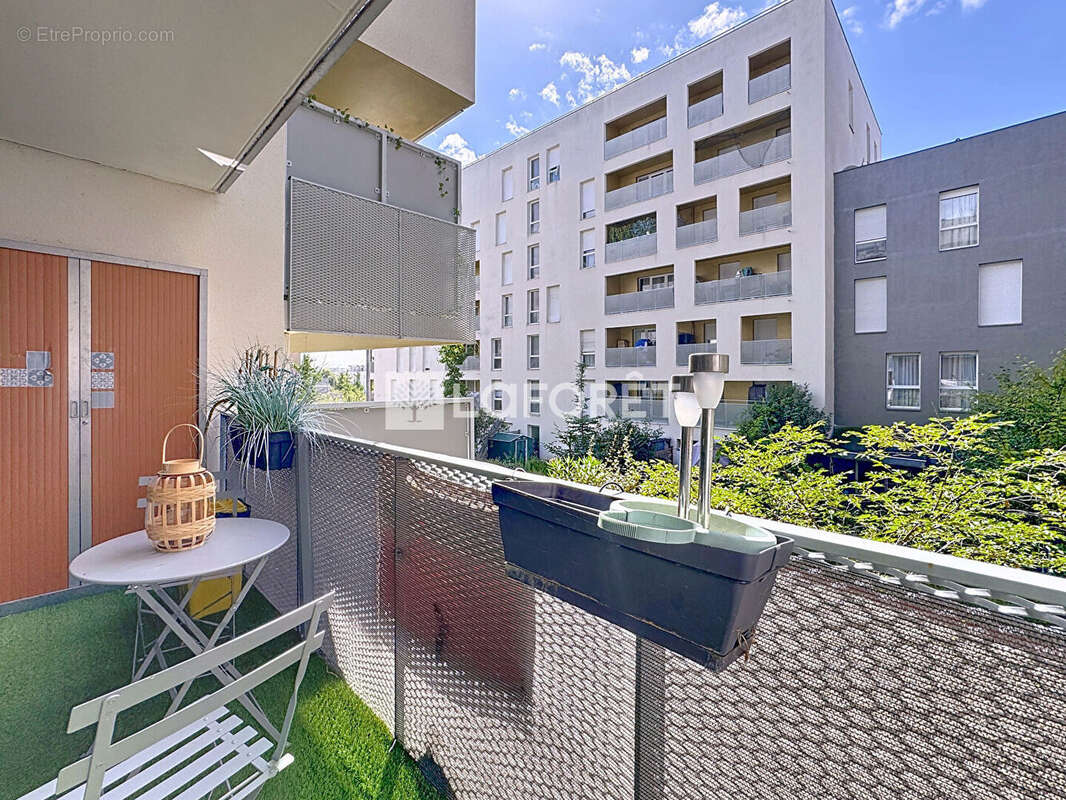 Appartement à BONNEUIL-SUR-MARNE