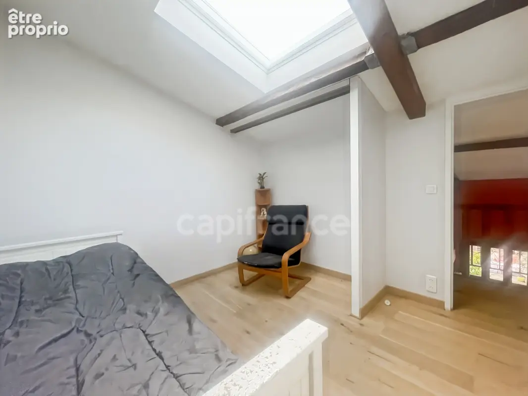 Bègles : Maison familiale en pierre, 5 chambres, jardin et carport - photo 9