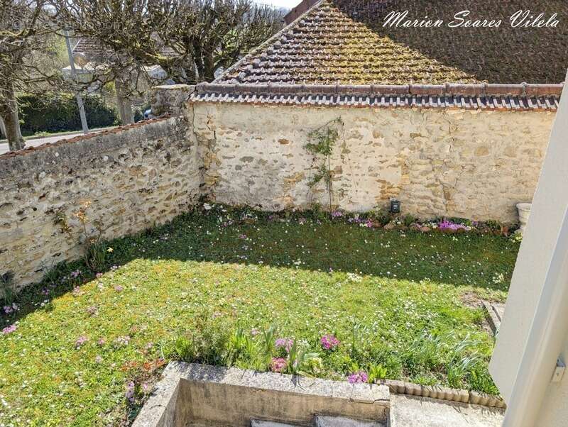 Maison à CHAUMES-EN-BRIE