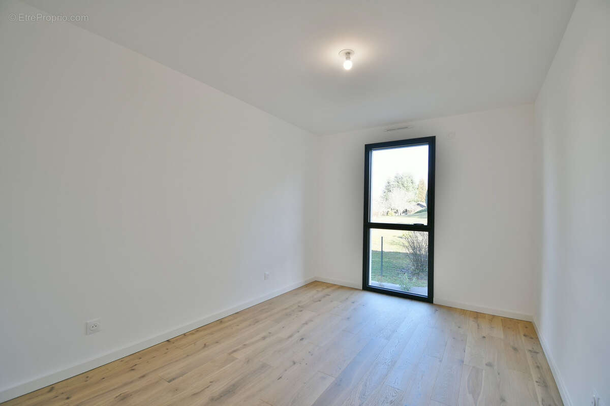 Appartement à ANNECY-LE-VIEUX