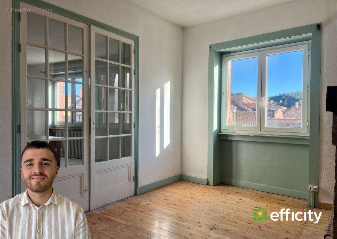 Appartement à LURIECQ