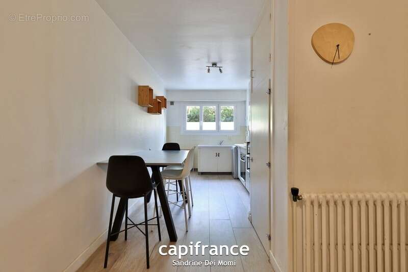 LYON 5EME ARRONDISSEMENT Appartement T2 avec cave - stationnement libre - photo 16