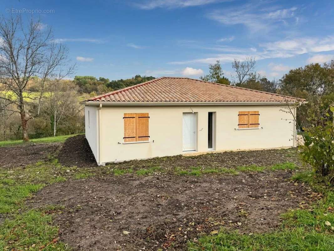 Maison à CHANTERAC