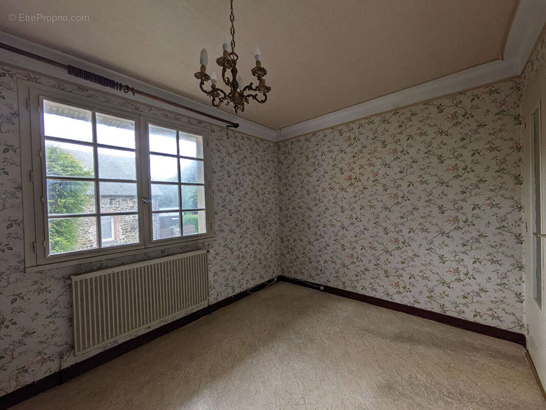 Maison à DOL-DE-BRETAGNE