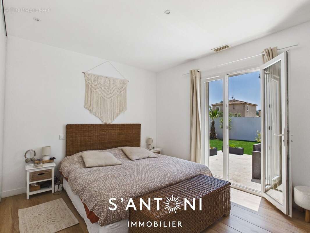 Le grau d'agde- maison t4 de 128m² - garage - terrasse - piscine - terrain de 580m². - photo 11