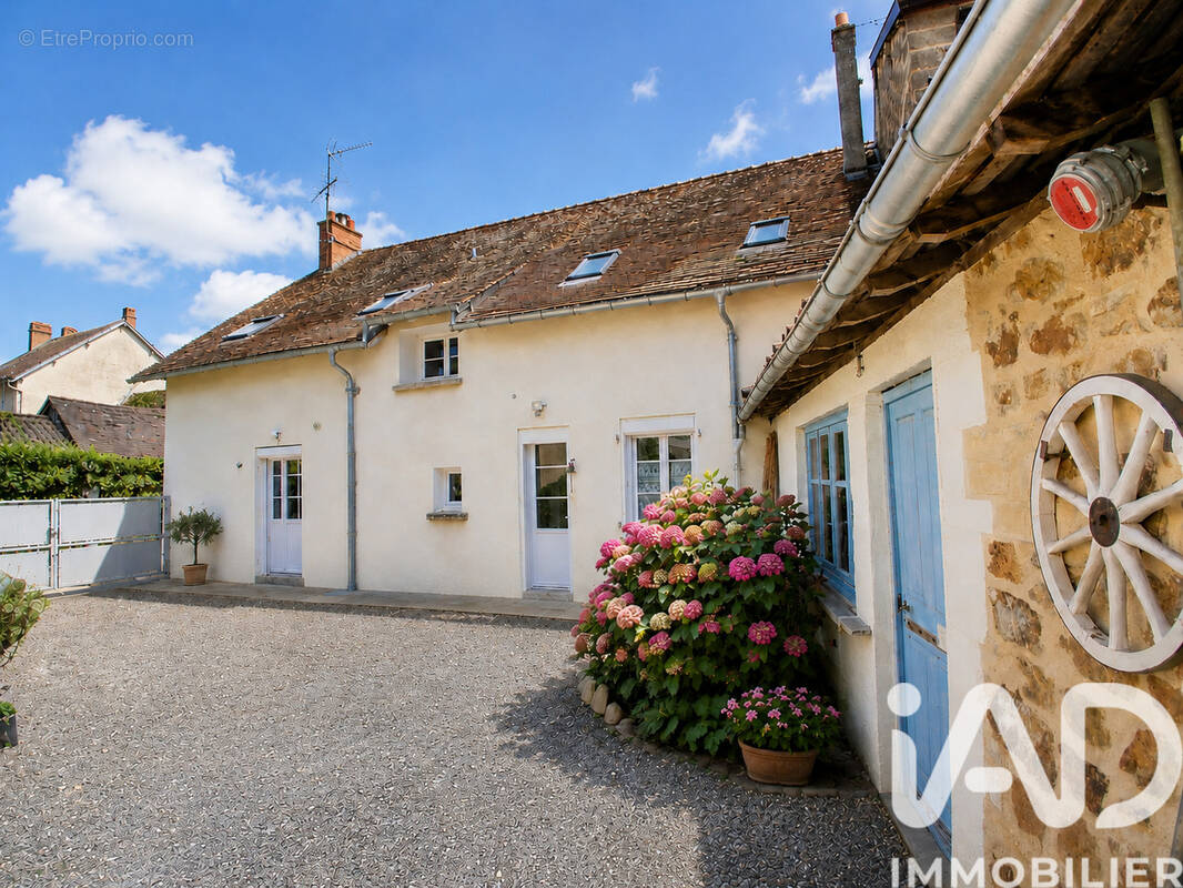 Photo 1 - Maison à LA COQUILLE