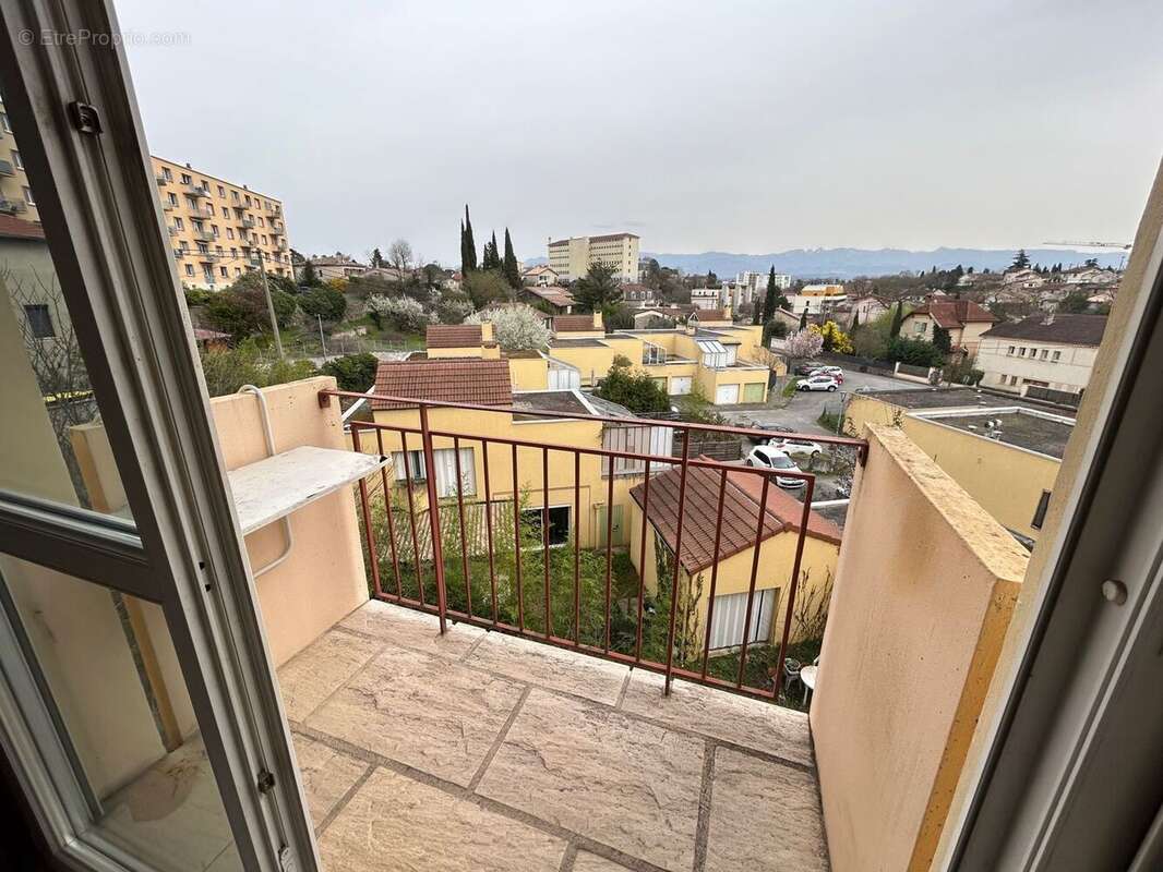 Appartement à ROMANS-SUR-ISERE