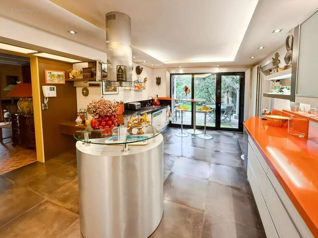 Maison à LIMEIL-BREVANNES