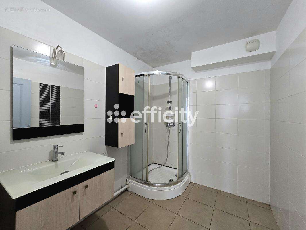 Appartement à SAINT-DENIS