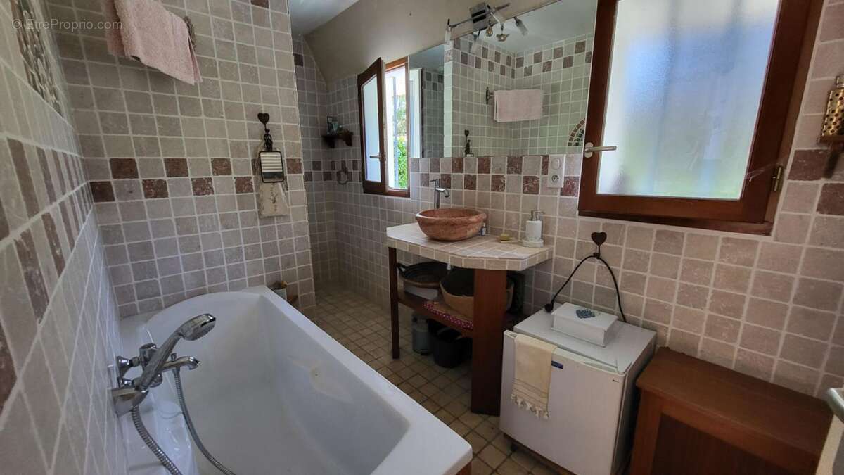 Maison à RAZAC-SUR-L'ISLE