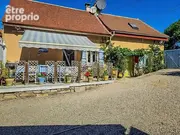 Appartement à PUYJOURDES