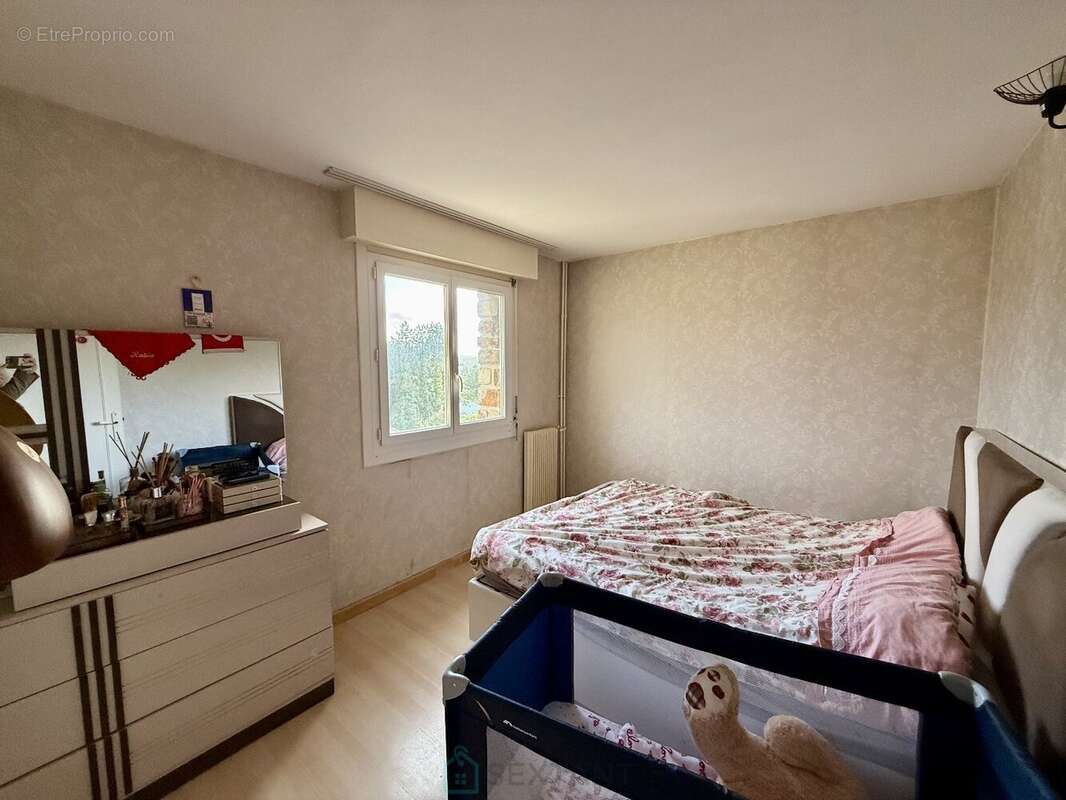 Appartement à PETIT-COURONNE