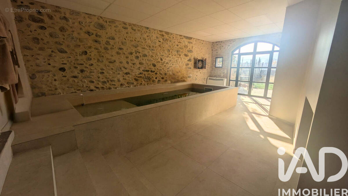 Photo 1 - Maison à SAINT-JEAN-PLA-DE-CORTS