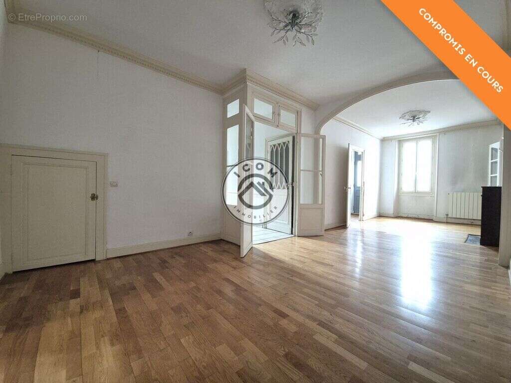 Maison à CAMPAGNE