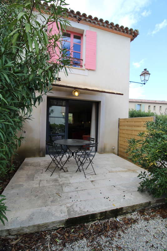 Maison à SAINT-LAURENT-DE-LA-CABRERISSE