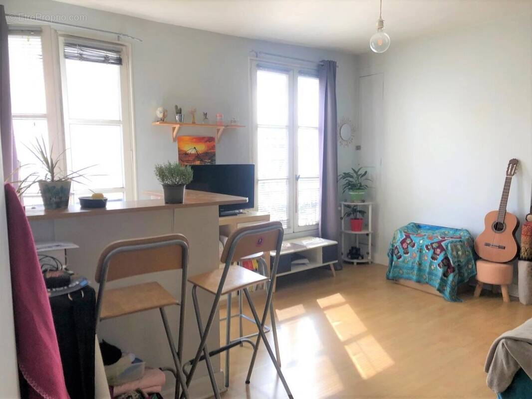 Appartement à PARIS-18E