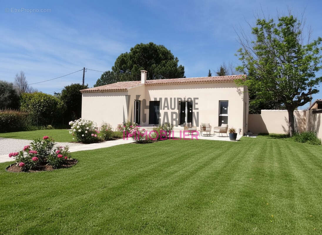Maison à L'ISLE-SUR-LA-SORGUE