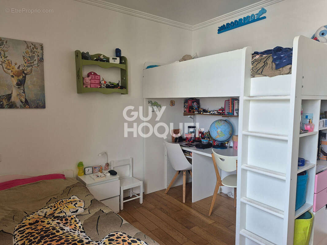 Appartement à LE BLANC-MESNIL