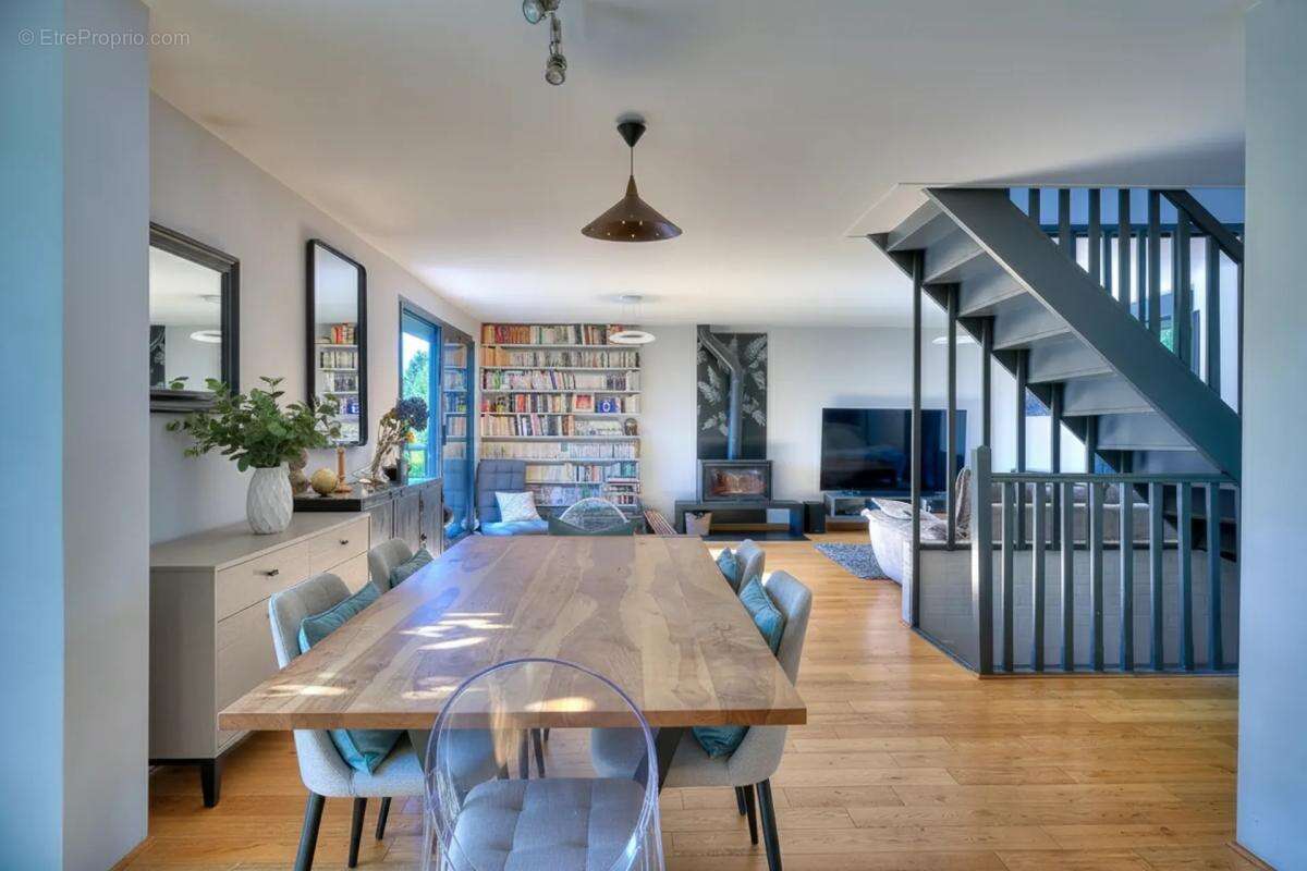 Maison à MARCOUSSIS