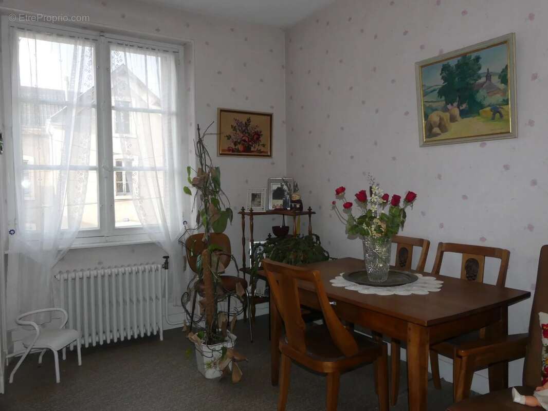 Maison à LE CREUSOT