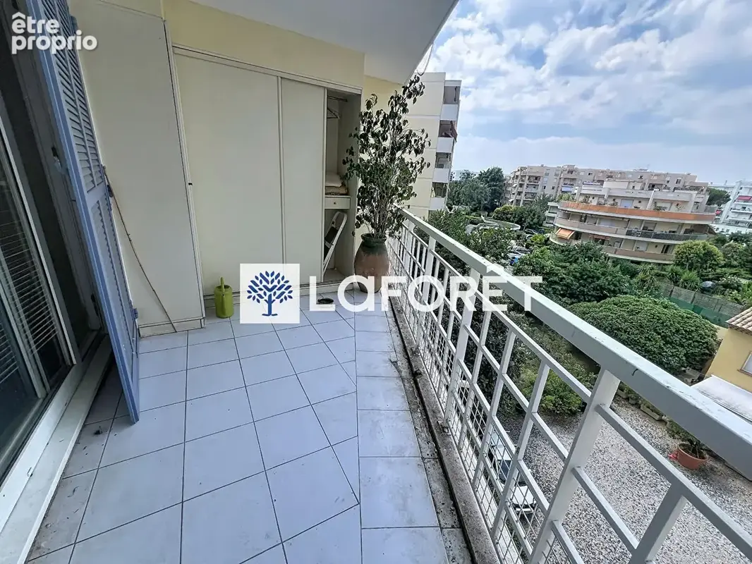 Cagnes-sur-mer  hippodrome  3 pièces 61,60 m²   terrasse  vue mer - photo 3