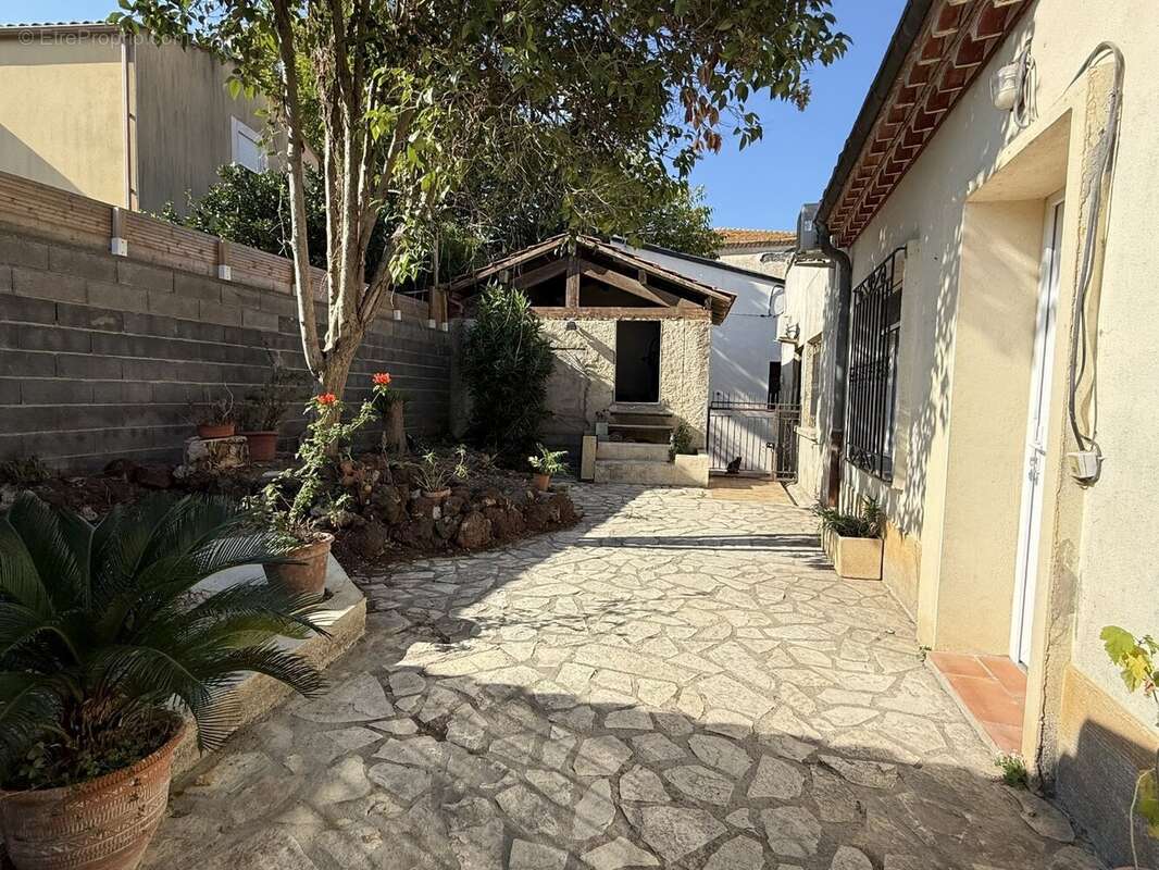 Maison à PUISSALICON