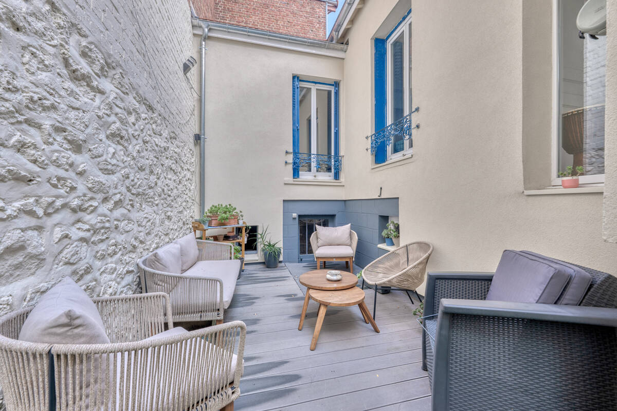 Maison à ASNIERES-SUR-SEINE