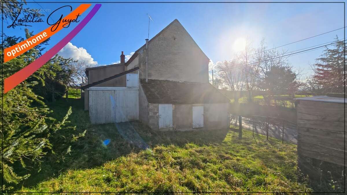 Maison à rénover avec grand terrain – Souvigny (03210) - photo 9
