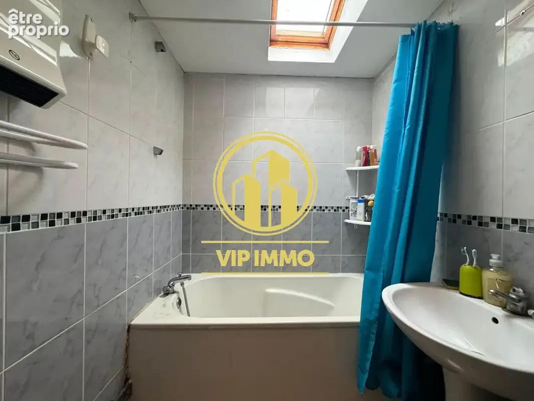 Appartement 5 pièces 62 m² à vendre à Lille (59000) - photo 5