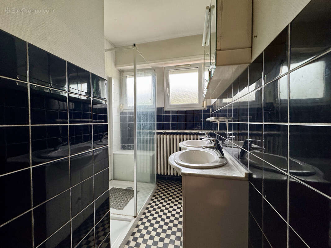 Appartement à COCHEREN