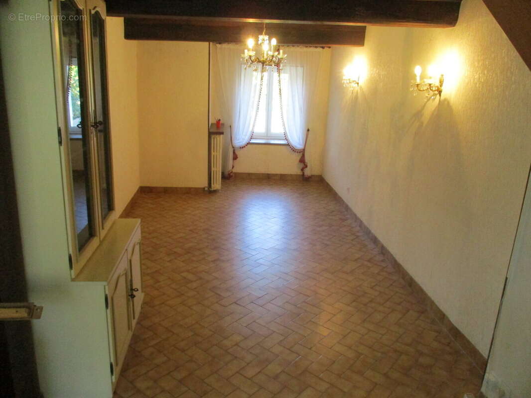 Maison à CHATEAU-CHINON(CAMPAGNE)