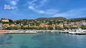Le Lavandou: immobilier de luxe : appartement neuf 4 Pièces - photo 2