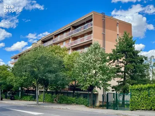 Appartement à CALUIRE-ET-CUIRE