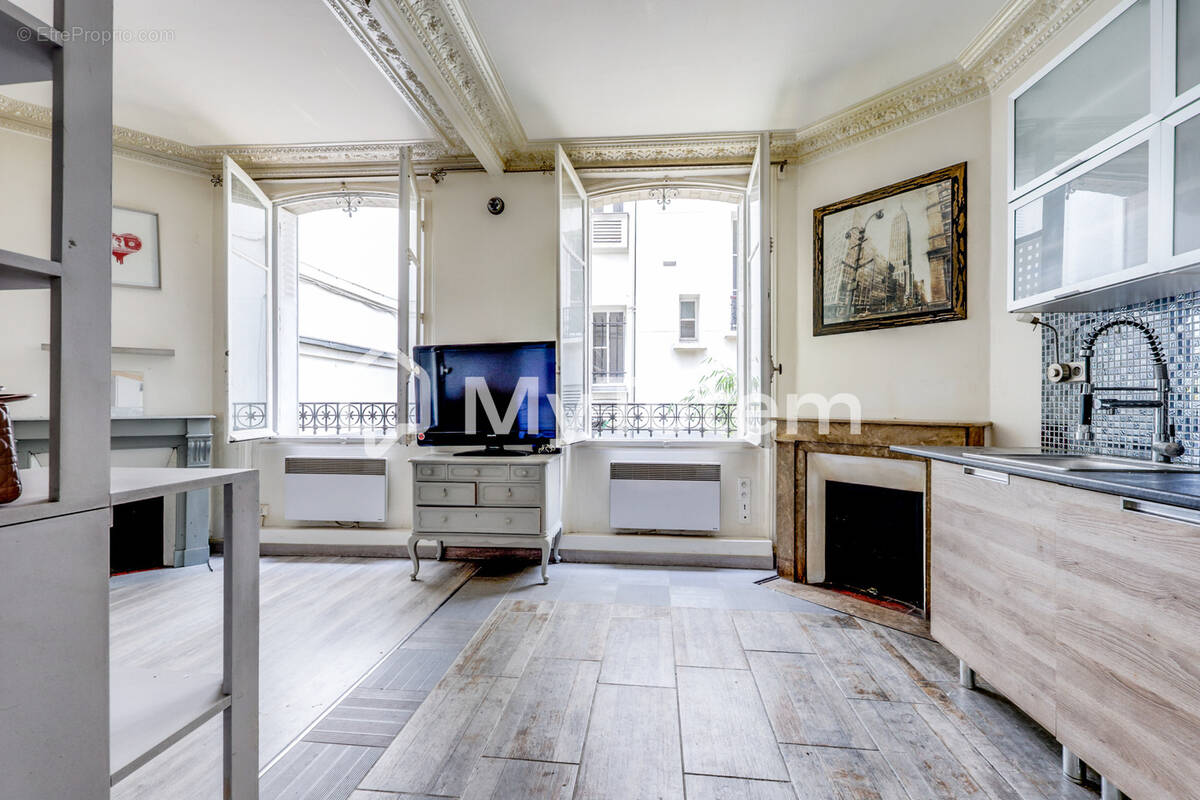 Appartement à LEVALLOIS-PERRET