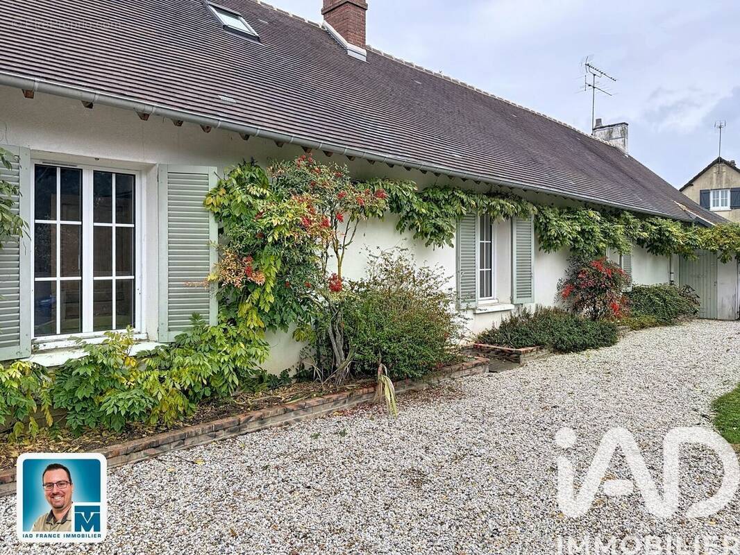Photo 1 - Maison à TREMBLAY-LES-VILLAGES