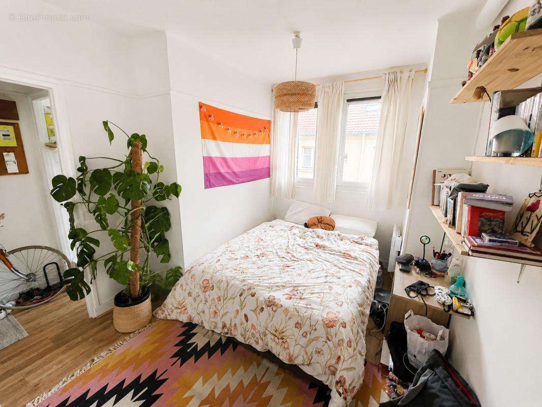 Appartement à PARIS-20E