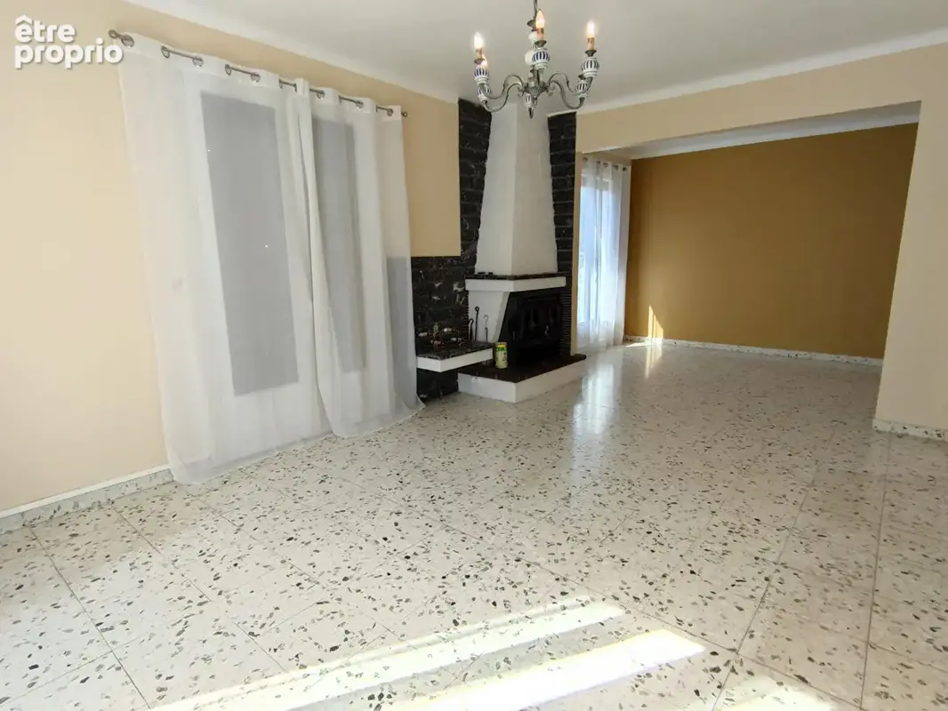 Maison 5 pièces avec  garage et jardin au calme - photo 6