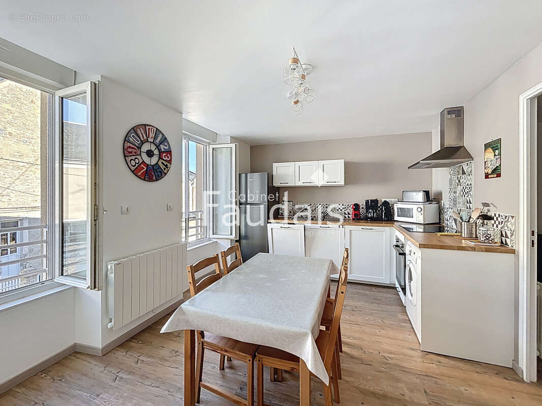 Appartement à GRANDCAMP-MAISY