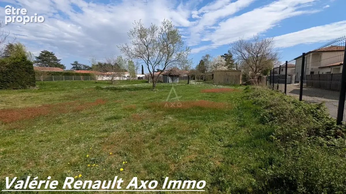 Terrain constructible viabilisé  670 m²  Cugnaux - photo 2