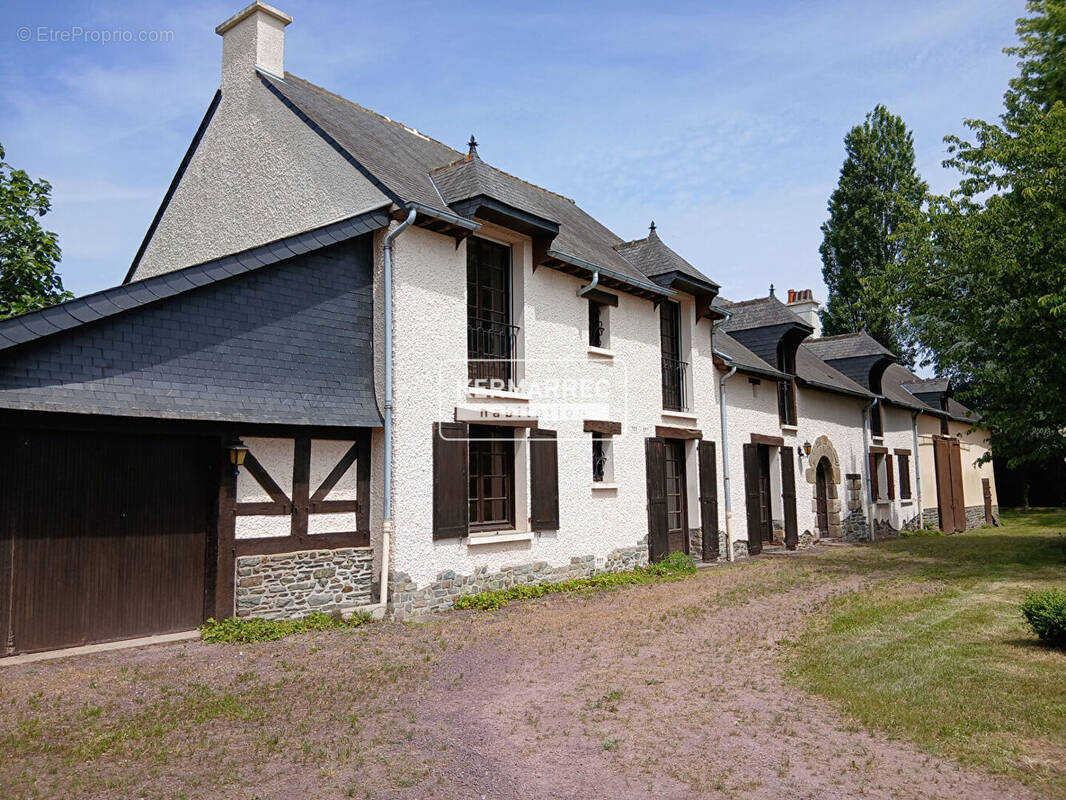 Maison à DOMLOUP